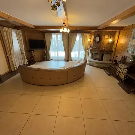 Grand Au Centre Chalet