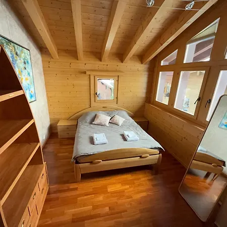 Grand Au Centre Chalet *